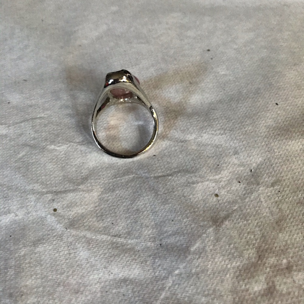 Pink long stone ring - Picture 2 of 2